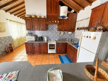 Moradia T7 para Venda em Vila do Porto