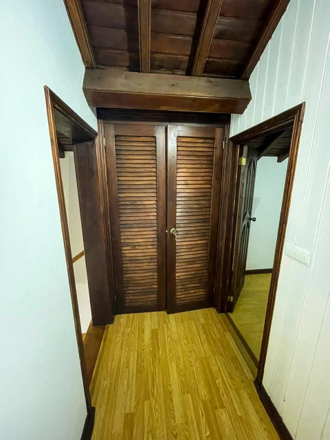 Moradia T7 para Venda em Vila do Porto