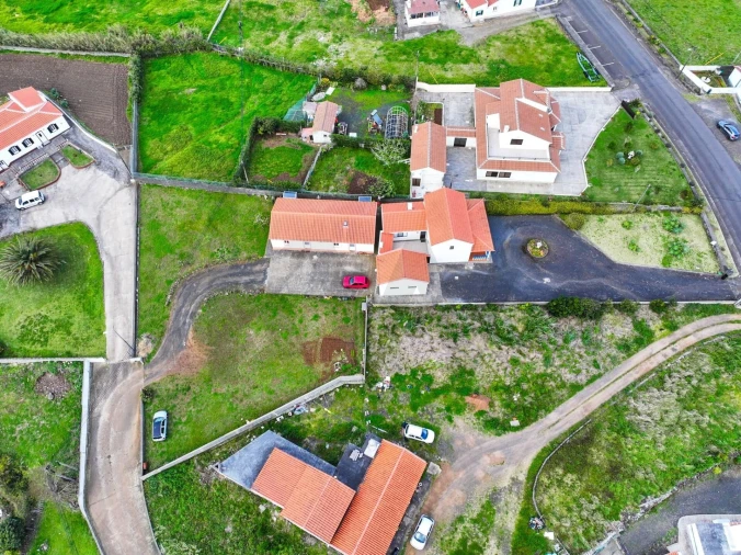 Moradia T7 para Venda em Vila do Porto Foto 19