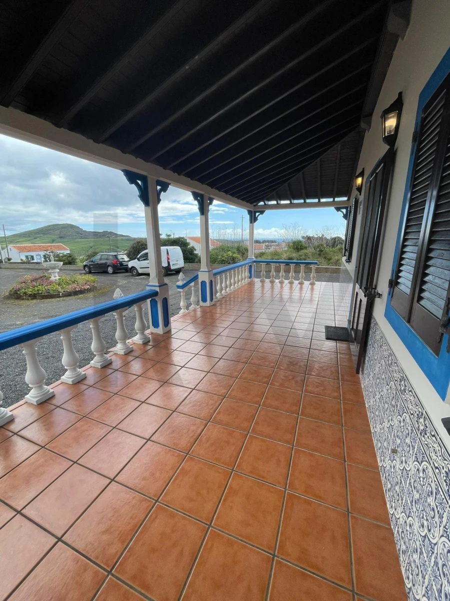 Moradia T7 para Venda em Vila do Porto Foto 2