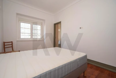 Apartamento T3 para Arrendamento em Areeiro