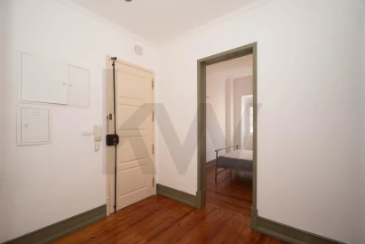 Apartamento T3 para Arrendamento em Areeiro