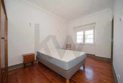 Apartamento T3 para Arrendamento em Areeiro