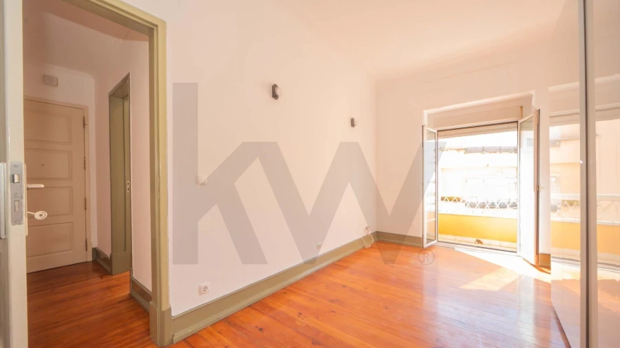 Apartamento T2 para Arrendamento em Areeiro