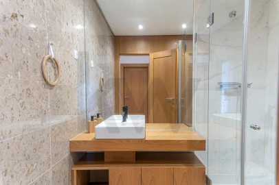 Apartamento T2 para Arrendamento em Oeiras e São Julião da Barra, Paço de Arcos e Caxias