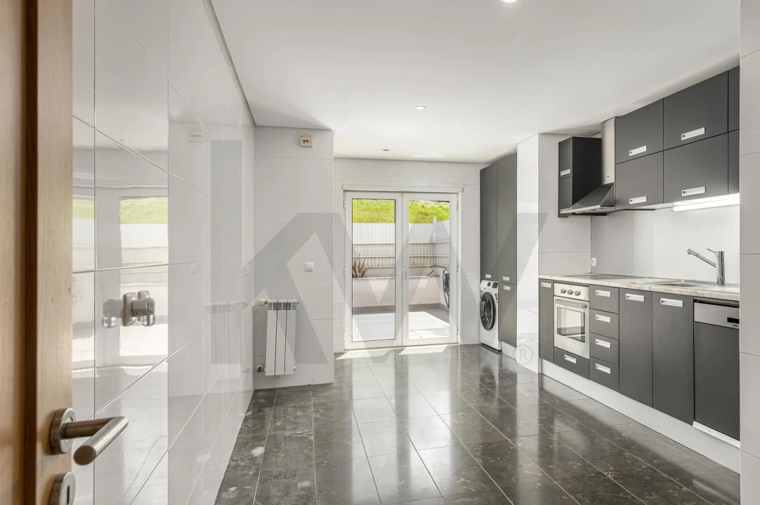 Apartamento T2 para Arrendamento em Oeiras e São Julião da Barra, Paço de Arcos e Caxias Foto 8