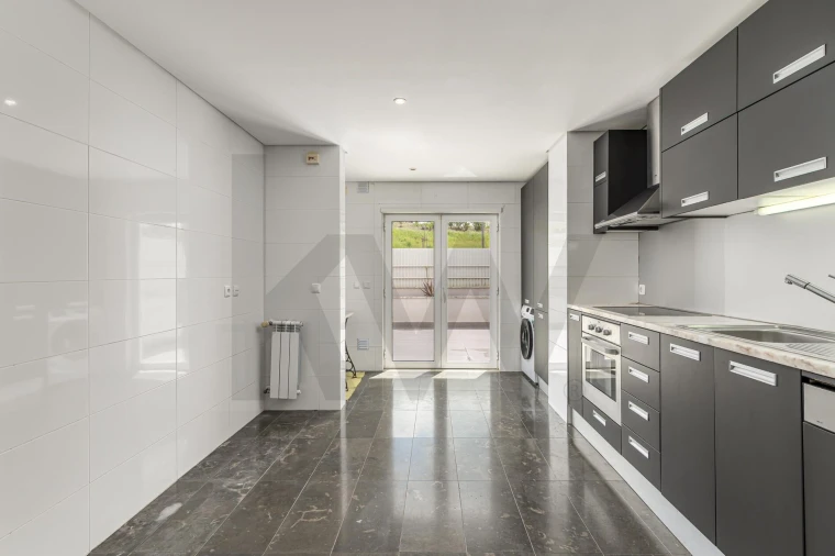 Apartamento T2 para Arrendamento em Oeiras e São Julião da Barra, Paço de Arcos e Caxias Foto 9