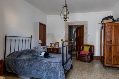 Moradia T5 para Venda em Nossa Senhora da Conceição e São Bartolomeu