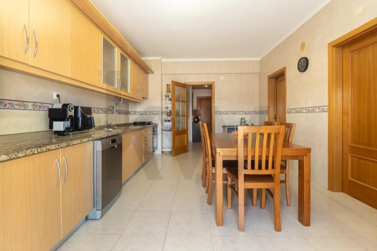 Apartamento T3 para Venda em Pinhal Novo Foto 35