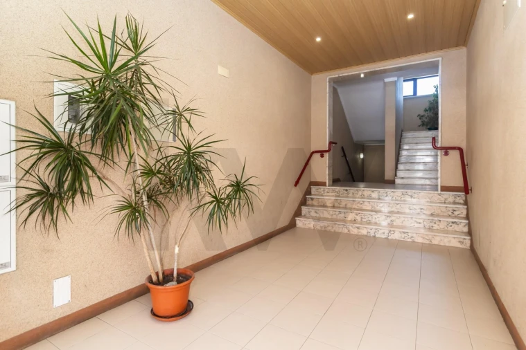 Apartamento T3 para Venda em Pinhal Novo Foto 8