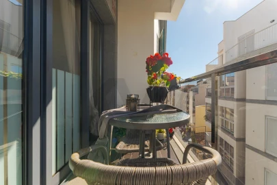 Apartamento T2 para Venda em Funchal (Se)