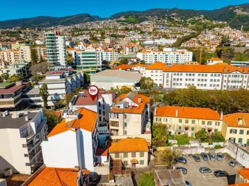 Apartamento T2 para Venda em Funchal (Se)