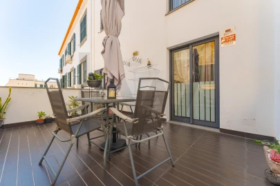 Apartamento T2 para Venda em Funchal (Se)