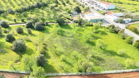 Moradia T2 para Venda em Alcantarilha e Pêra