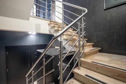 Escritório para Arrendamento em Algés, Linda-A-Velha e Cruz Quebrada-Dafundo