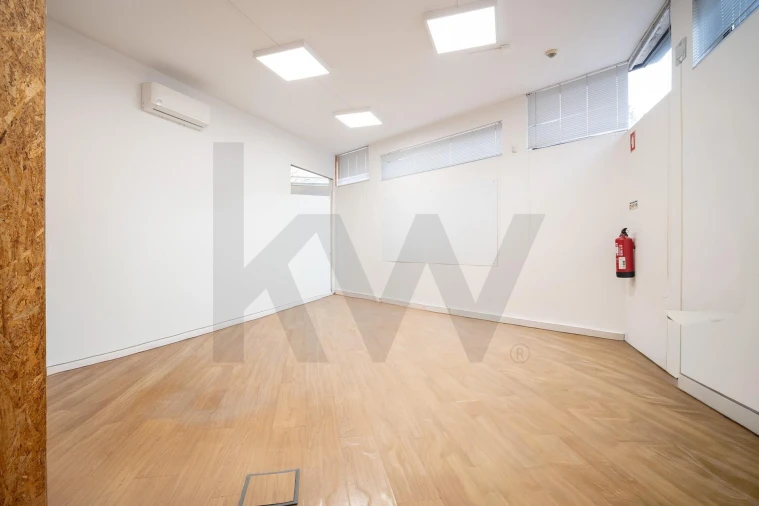 Escritório para Arrendamento em Algés, Linda-A-Velha e Cruz Quebrada-Dafundo Foto 4