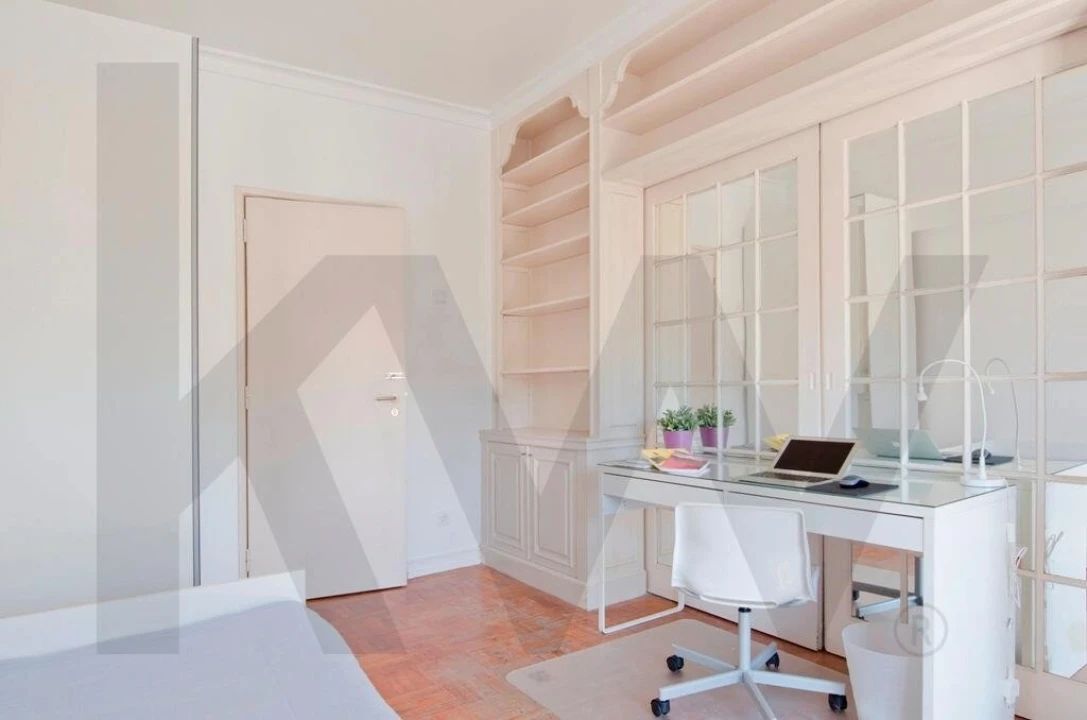 Apartamento T9 para Venda em Benfica Foto 21