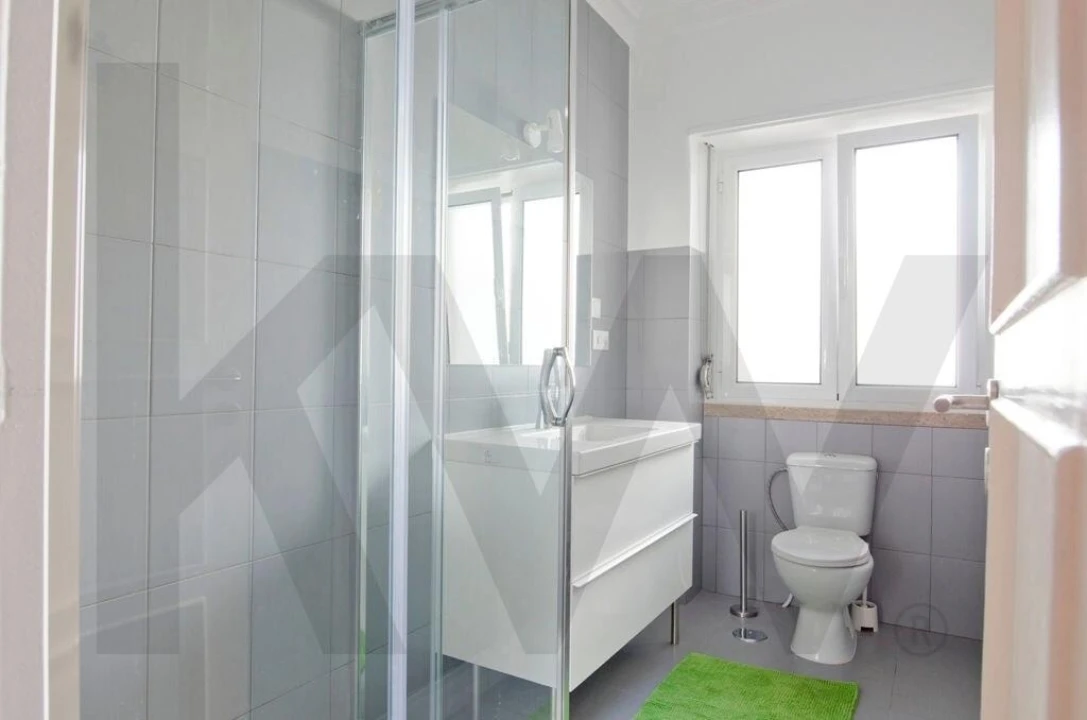 Apartamento T9 para Venda em Benfica Foto 30