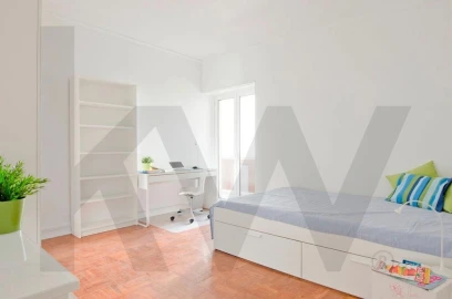Apartamento T9 para Venda em Benfica