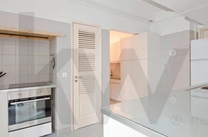 Apartamento T9 para Venda em Benfica