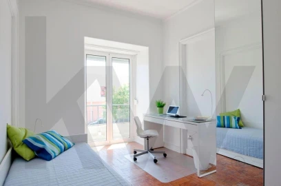 Apartamento T9 para Venda em Benfica