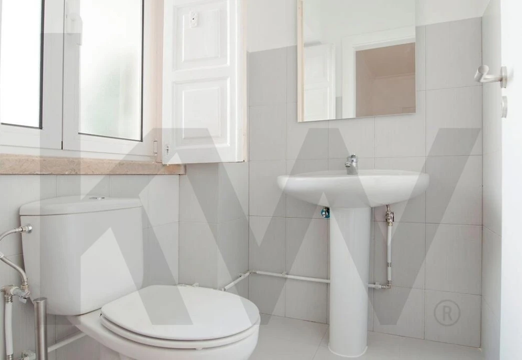 Apartamento T9 para Venda em Benfica Foto 28