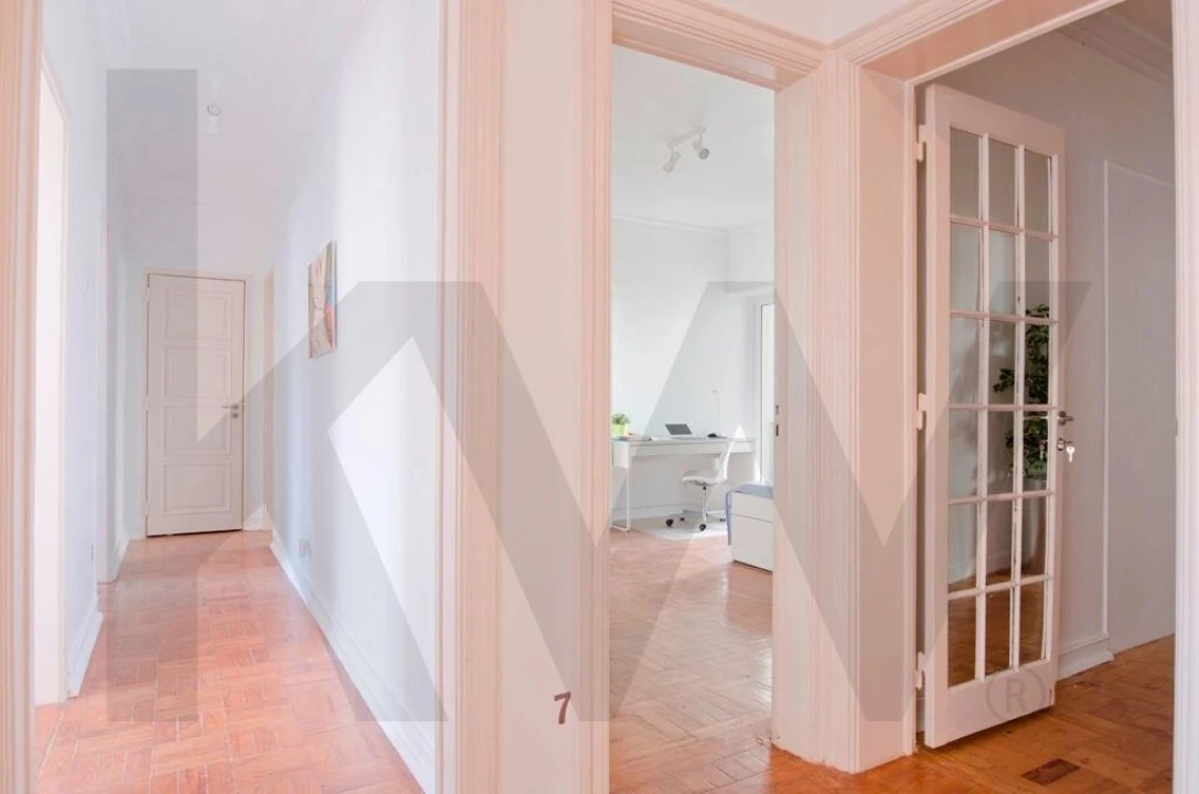 Apartamento T9 para Venda em Benfica Foto 22