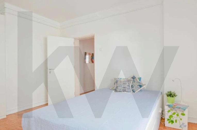 Apartamento T9 para Venda em Benfica Foto 25