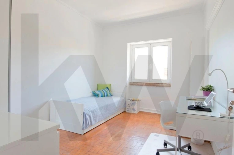 Apartamento T9 para Venda em Benfica Foto 9