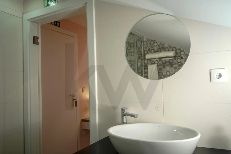 Moradia T6 para Venda em Moimenta da Serra e Vinhó Foto 7