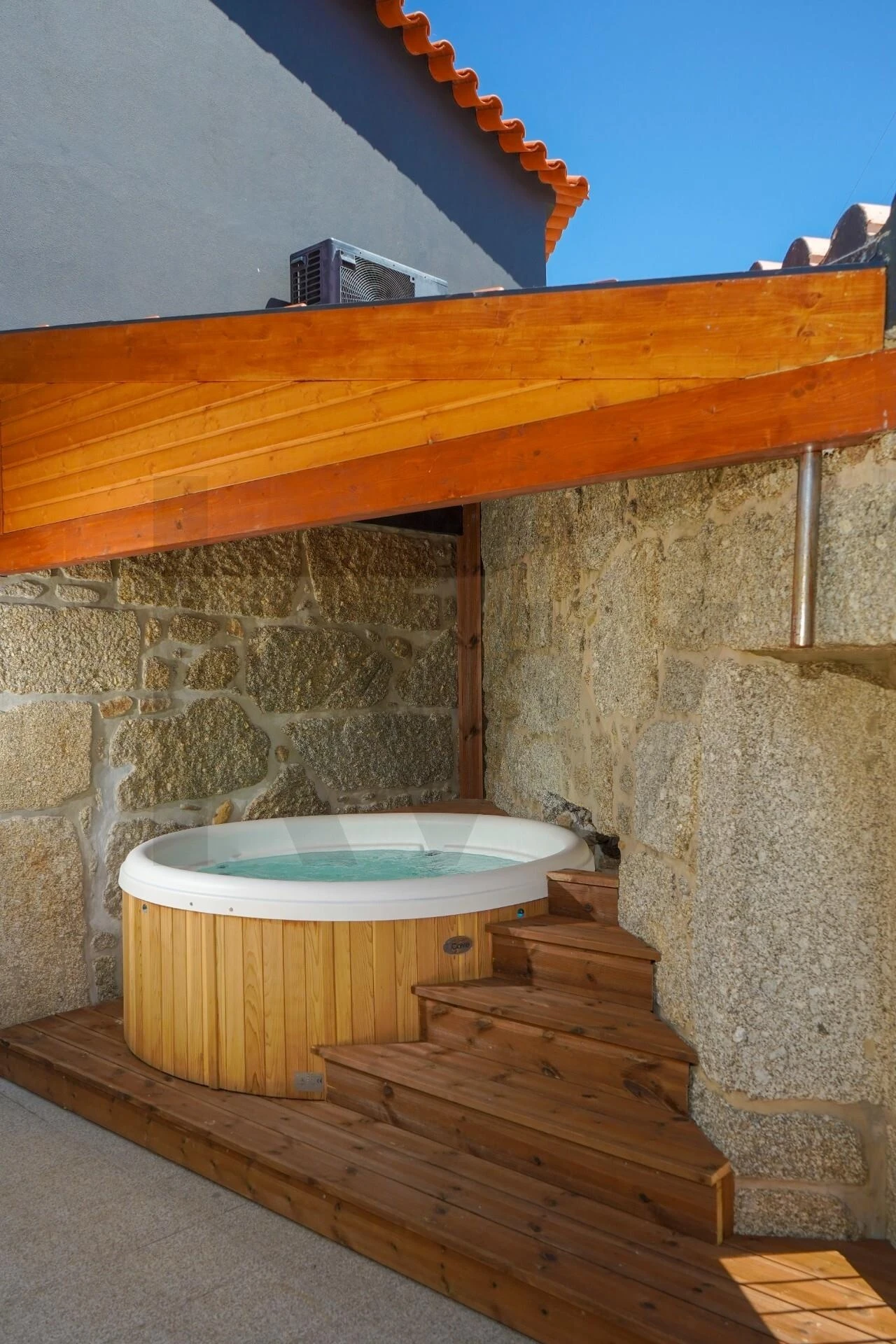 Moradia T6 para Venda em Moimenta da Serra e Vinhó Foto 24