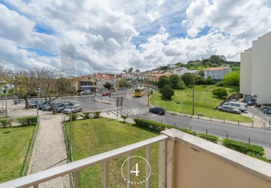 Apartamento T2 para Venda em Loures