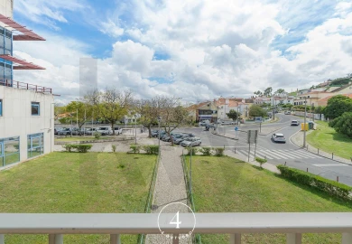 Apartamento T2 para Venda em Loures