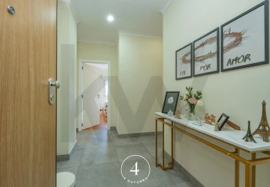 Apartamento T2 para Venda em Loures