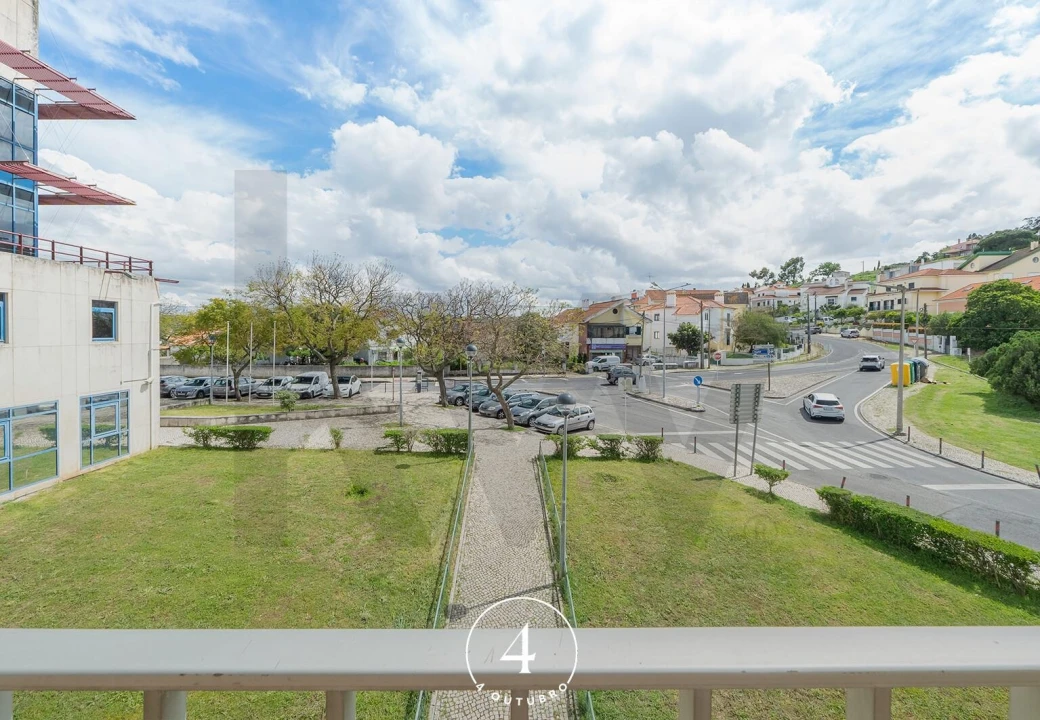 Apartamento T2 para Venda em Loures Foto 16