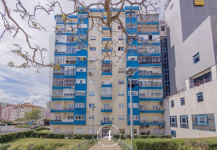 Apartamento T2 para Venda em Loures Foto 25