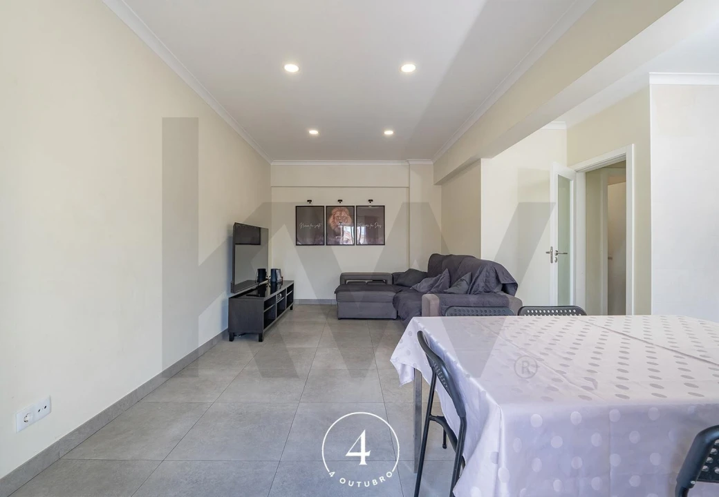 Apartamento T2 para Venda em Loures Foto 8