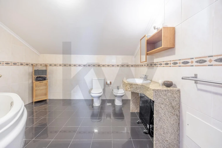 Apartamento T3 para Venda em São Martinho Foto 42