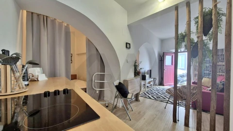 Prédio para Venda em Évora (São Mamede, Sé, São Pedro e Santo Antão)