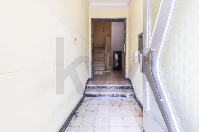 Apartamento T2 para Arrendamento em Algés, Linda-A-Velha e Cruz Quebrada-Dafundo