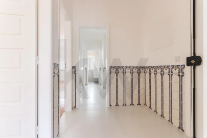 Apartamento T2 para Arrendamento em Algés, Linda-A-Velha e Cruz Quebrada-Dafundo