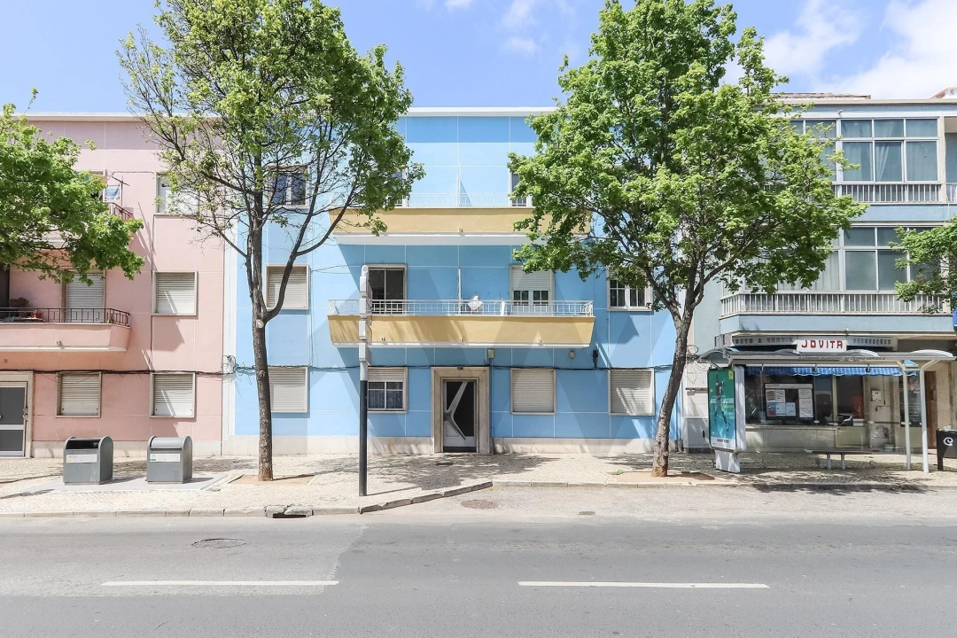 Apartamento T2 para Arrendamento em Algés, Linda-A-Velha e Cruz Quebrada-Dafundo Foto 1