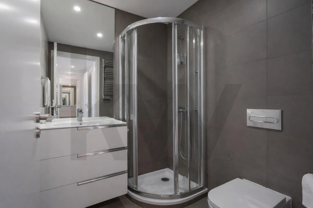 Apartamento T4 para Venda em Seixal, Arrentela e Aldeia de Paio Pires Foto 18