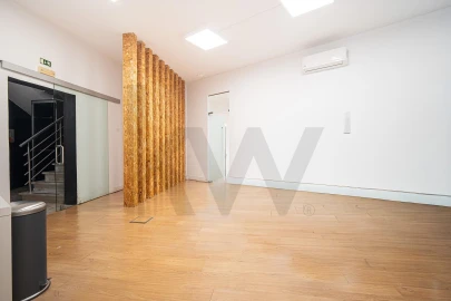 Escritório para Arrendamento em Algés, Linda-A-Velha e Cruz Quebrada-Dafundo