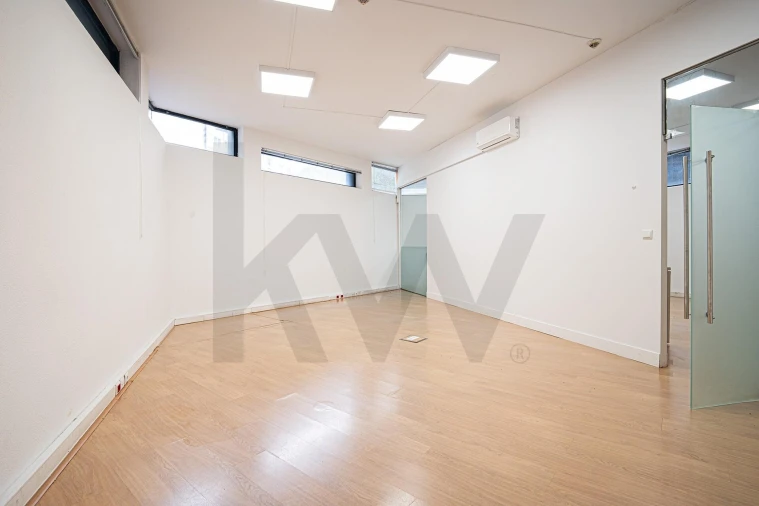 Escritório para Arrendamento em Algés, Linda-A-Velha e Cruz Quebrada-Dafundo Foto 6