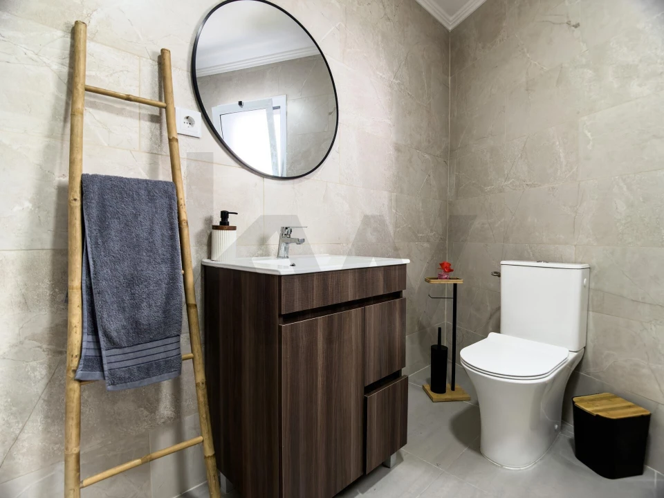 Apartamento T2 para Venda em Rabo de Peixe Foto 2