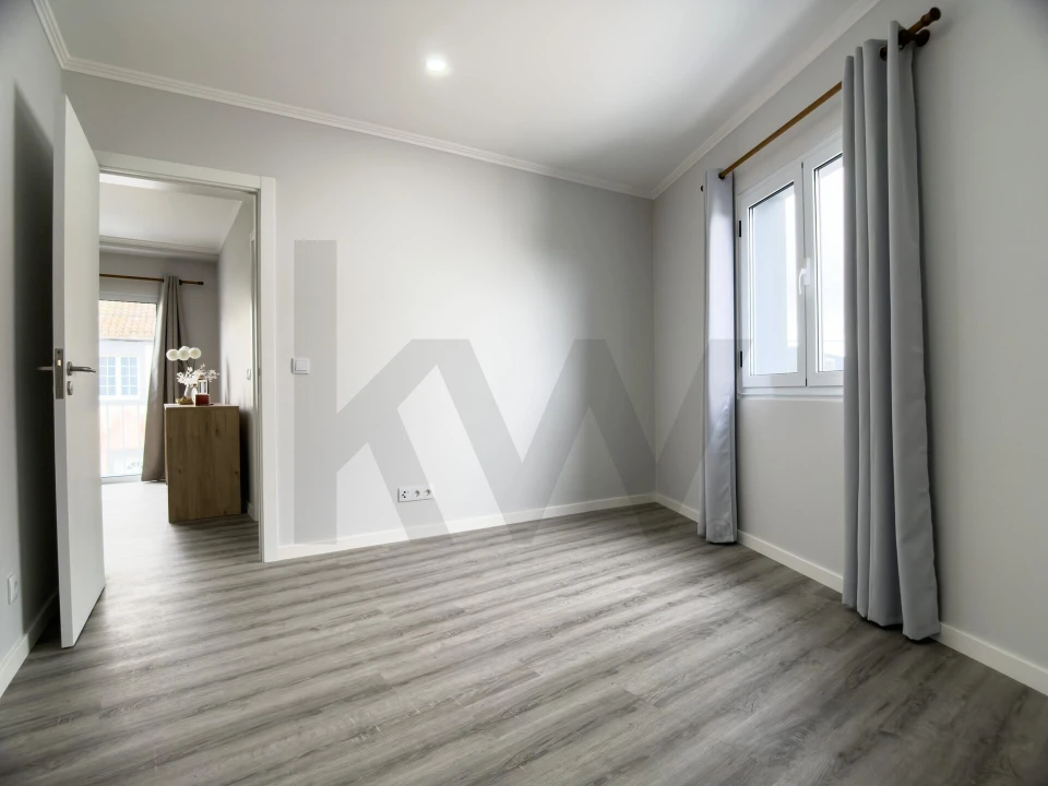 Apartamento T2 para Venda em Rabo de Peixe Foto 20