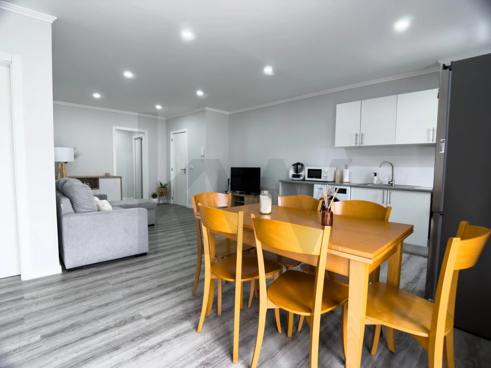 Apartamento T2 para Venda em Rabo de Peixe Foto 10