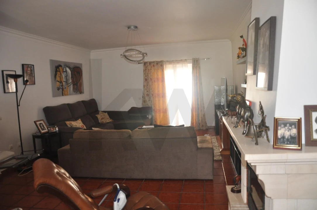 Moradia T3 para Venda em Gaio-Rosário e Sarilhos Pequenos Foto 5