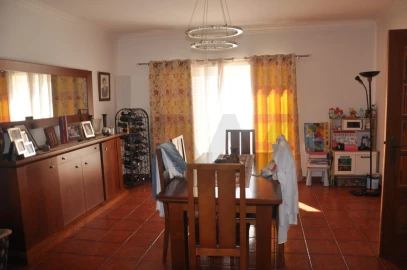 Moradia T3 para Venda em Gaio-Rosário e Sarilhos Pequenos